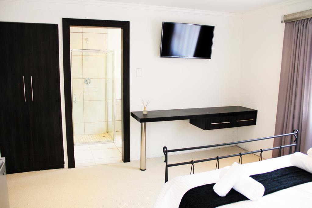 La Coscello Guest House ايدنفيل الغرفة الصورة